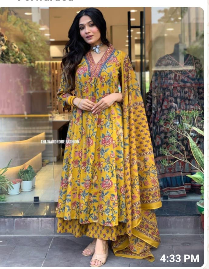 Yellow printed cotton suit